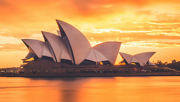 Sunrise on Sydney Harbour experiences